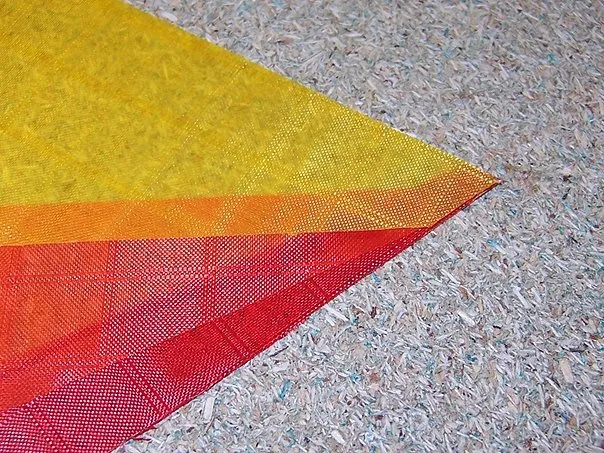 Détail superposition des panneaux.