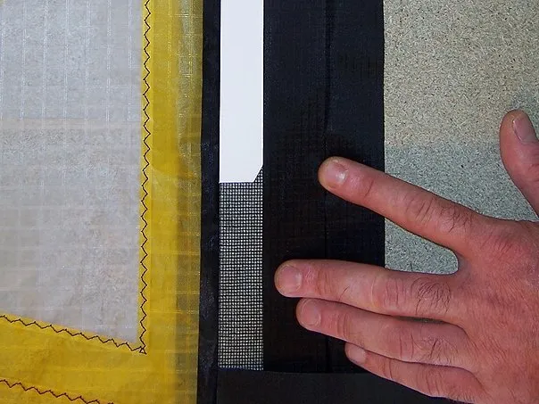 Bord d'attaque - 2ème étape. Vérification de la largeur de la grille.